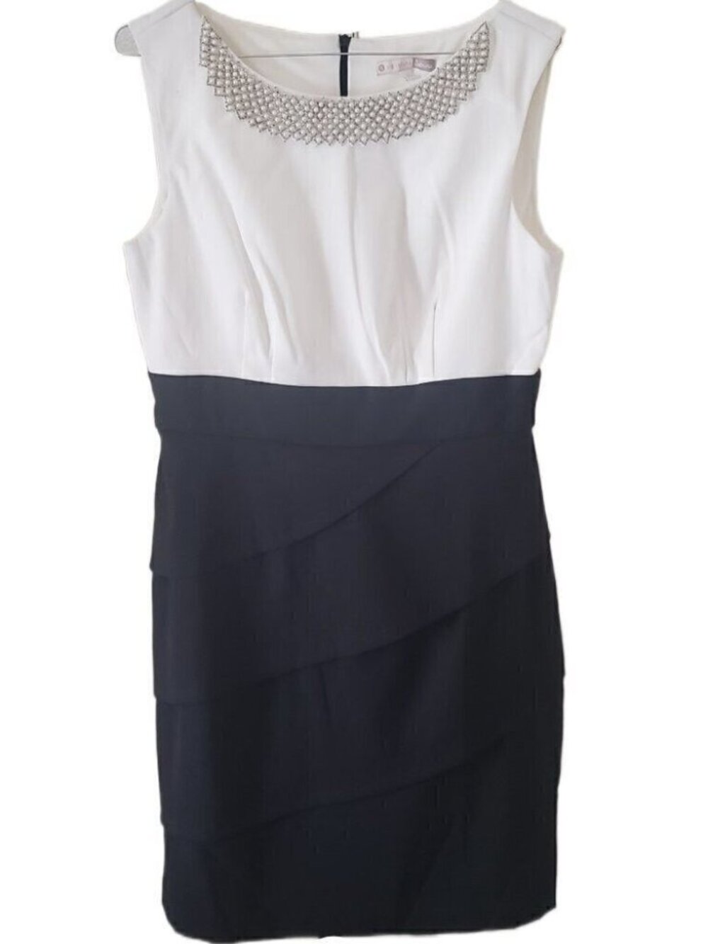 Signature Sabrina Sleeveless Black & White Dress With Decorative Faux Pearl's